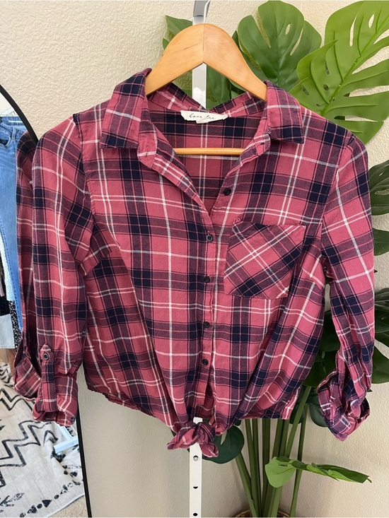 Love Tree Tops - 🍷 Burgundy Plaid Tie Front Flannel Top Size Small | Boho Casual